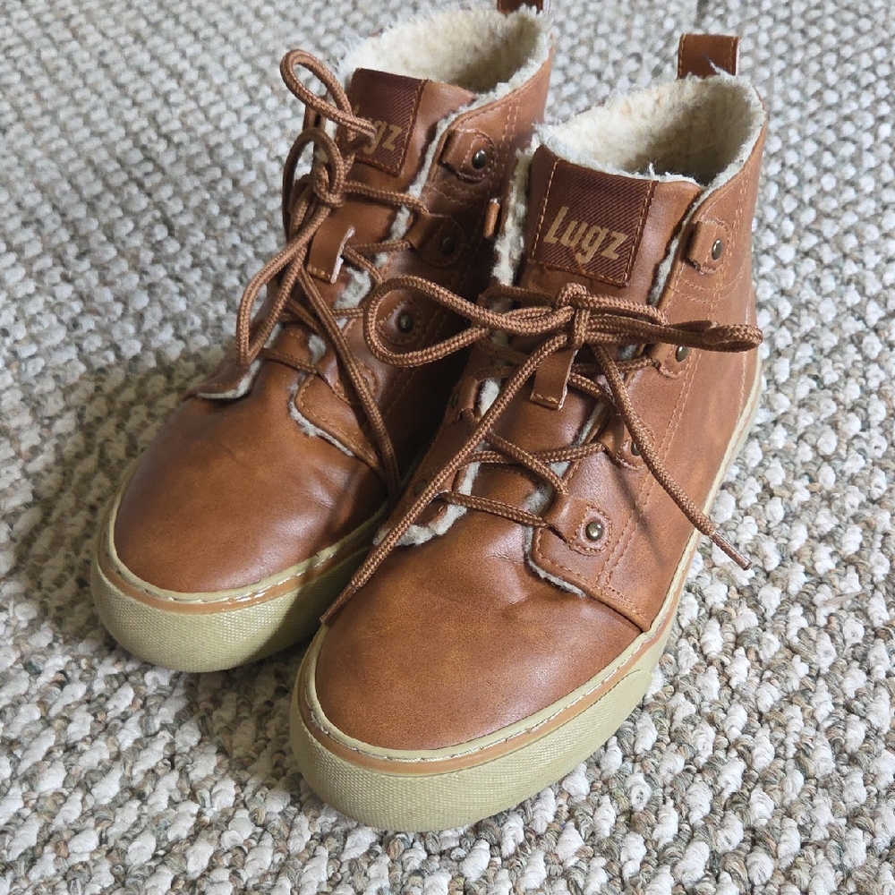 Lugz Tan High-Top Boots with Cozy Lining